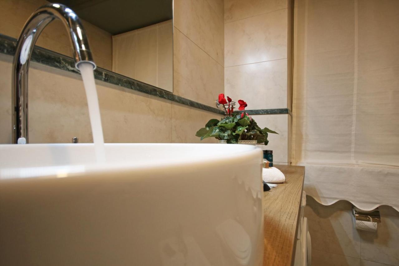 Boschetto Monti Apartment Roma Ngoại thất bức ảnh